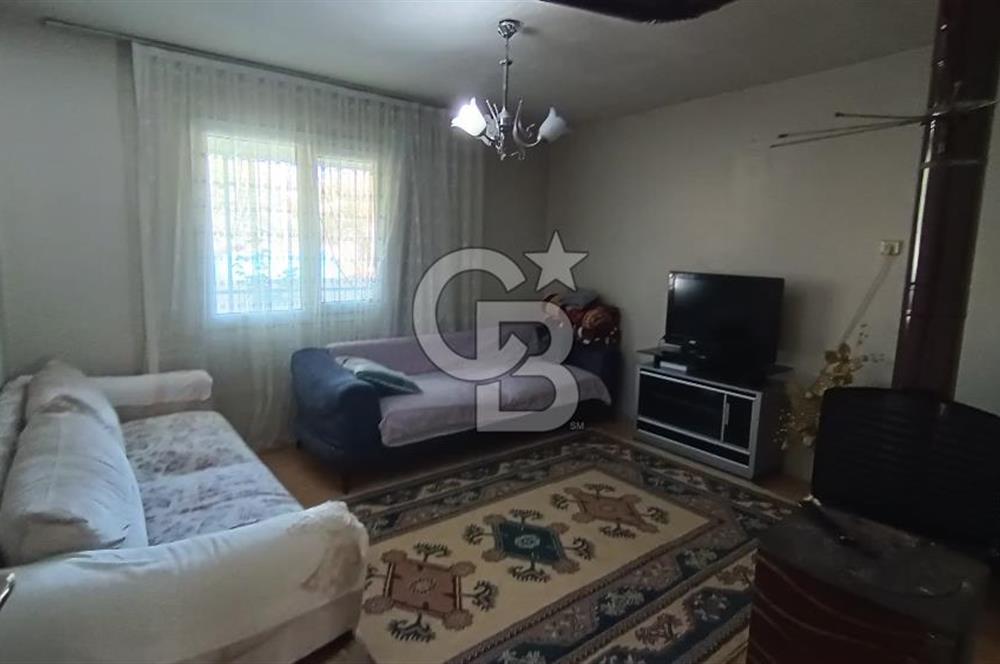 Aliağa Karaköyde Satılık 500 m² Arsa İçinde Tek Katlı Ev