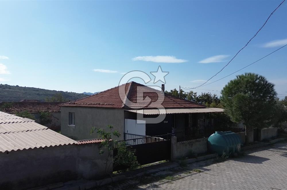 Aliağa Karaköyde Satılık 500 m² Arsa İçinde Tek Katlı Ev