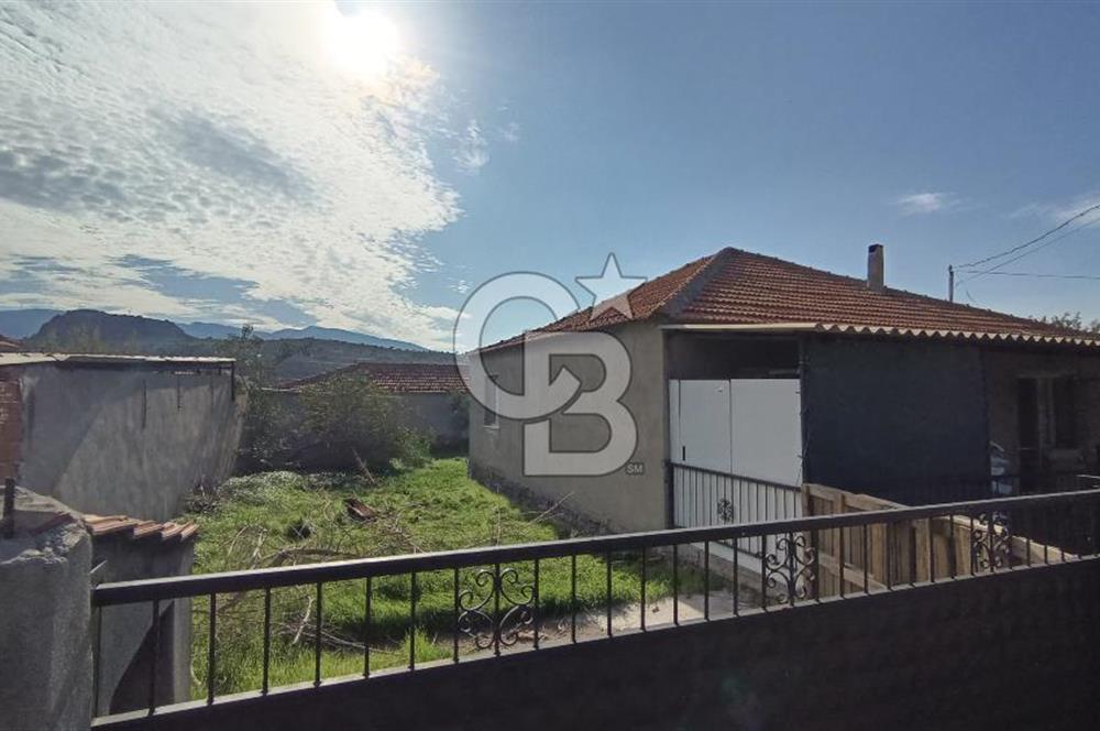 Aliağa Karaköyde Satılık 500 m² Arsa İçinde Tek Katlı Ev