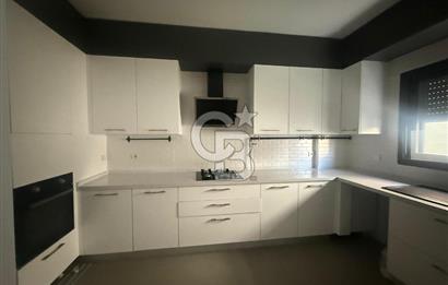 URLA ZEYTİNALAN ÇAMLIÇAY'DA KİRALIK VİLLA