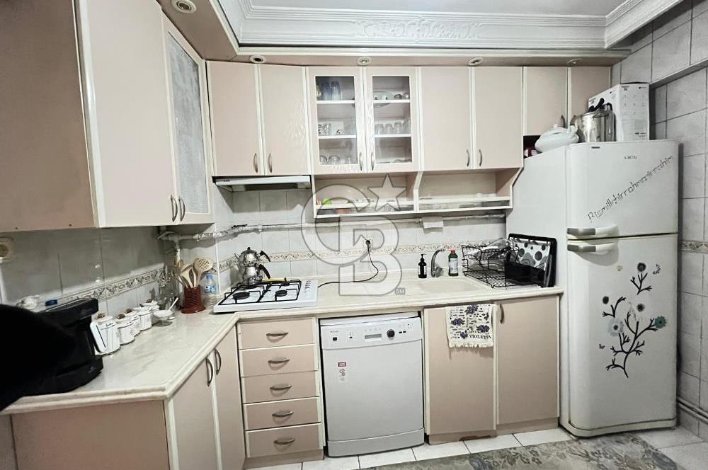 Hacıkaplanlar Mahallesinde Ara Kat 135 M² 2+1 Satılık Daire