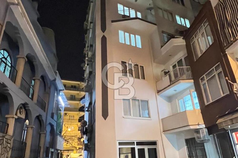 Hacıkaplanlar Mahallesinde Ara Kat 135 M² 2+1 Satılık Daire