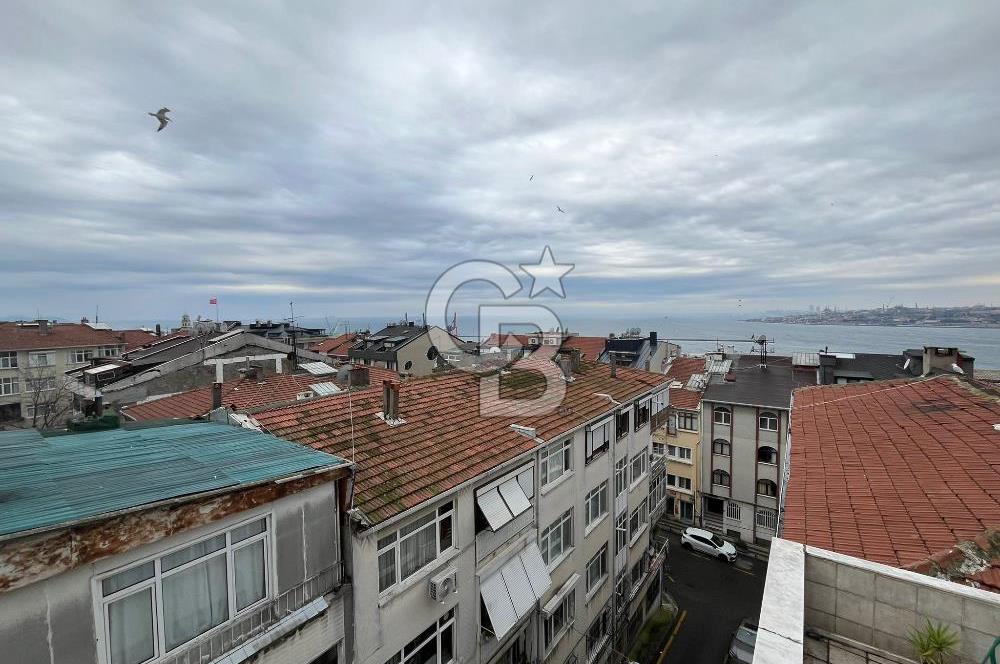 Üsküdar Salacak'ta 3+1 Deniz Manzaralı Teraslı Dubleks Kiralık Daire 
