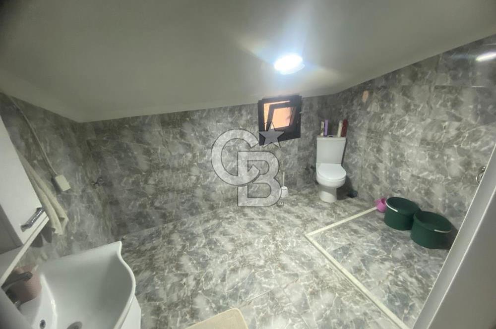 YALOVA ALTINOVA AYAZMA YOLA CEPHE 744 M2 ARSA ÜSTÜNDE BİNA