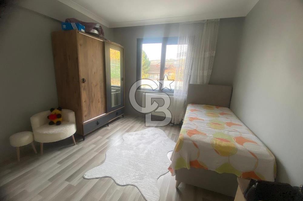 YALOVA ALTINOVA AYAZMA YOLA CEPHE 744 M2 ARSA ÜSTÜNDE BİNA