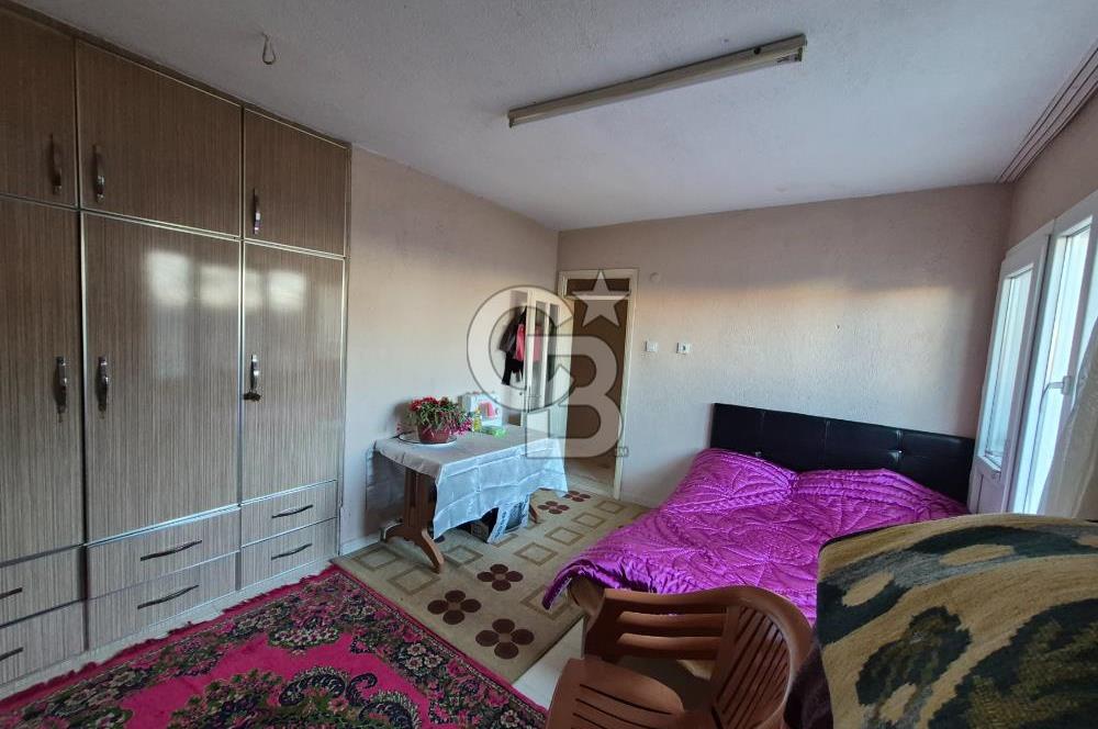 İzmir Bergama Fevzipaşa da satılık Müstakil ev Arsa