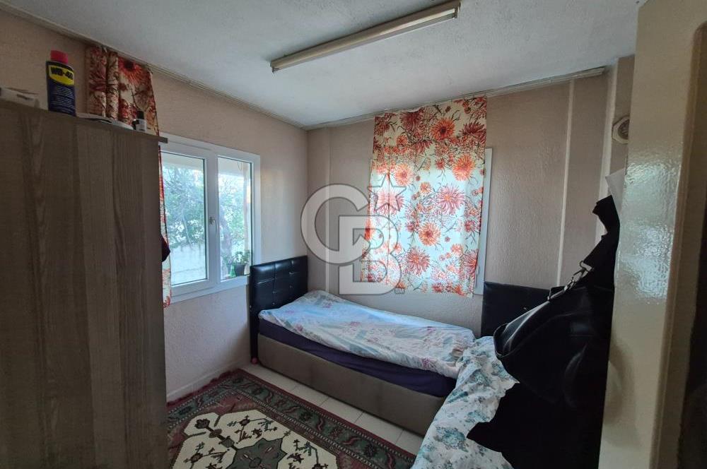 İzmir Bergama Fevzipaşa da satılık Müstakil ev Arsa