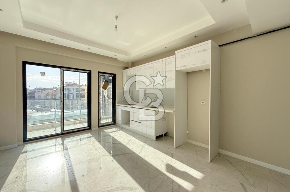 CB KiNG'DEN PLEVNE MAH. SAVAŞTEPE CADDESİ 2+1 KİRALIK OFİS