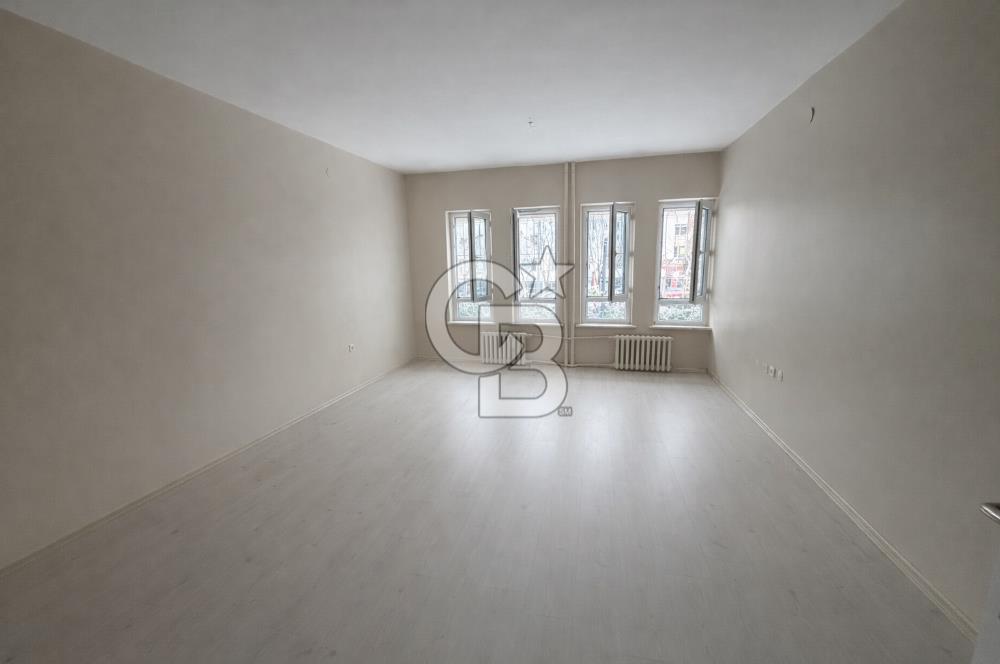 DİKMEN CADDESİ ÜZERİNDE EKSTRA YAPILI 3+1 KİRALIK DAİRE