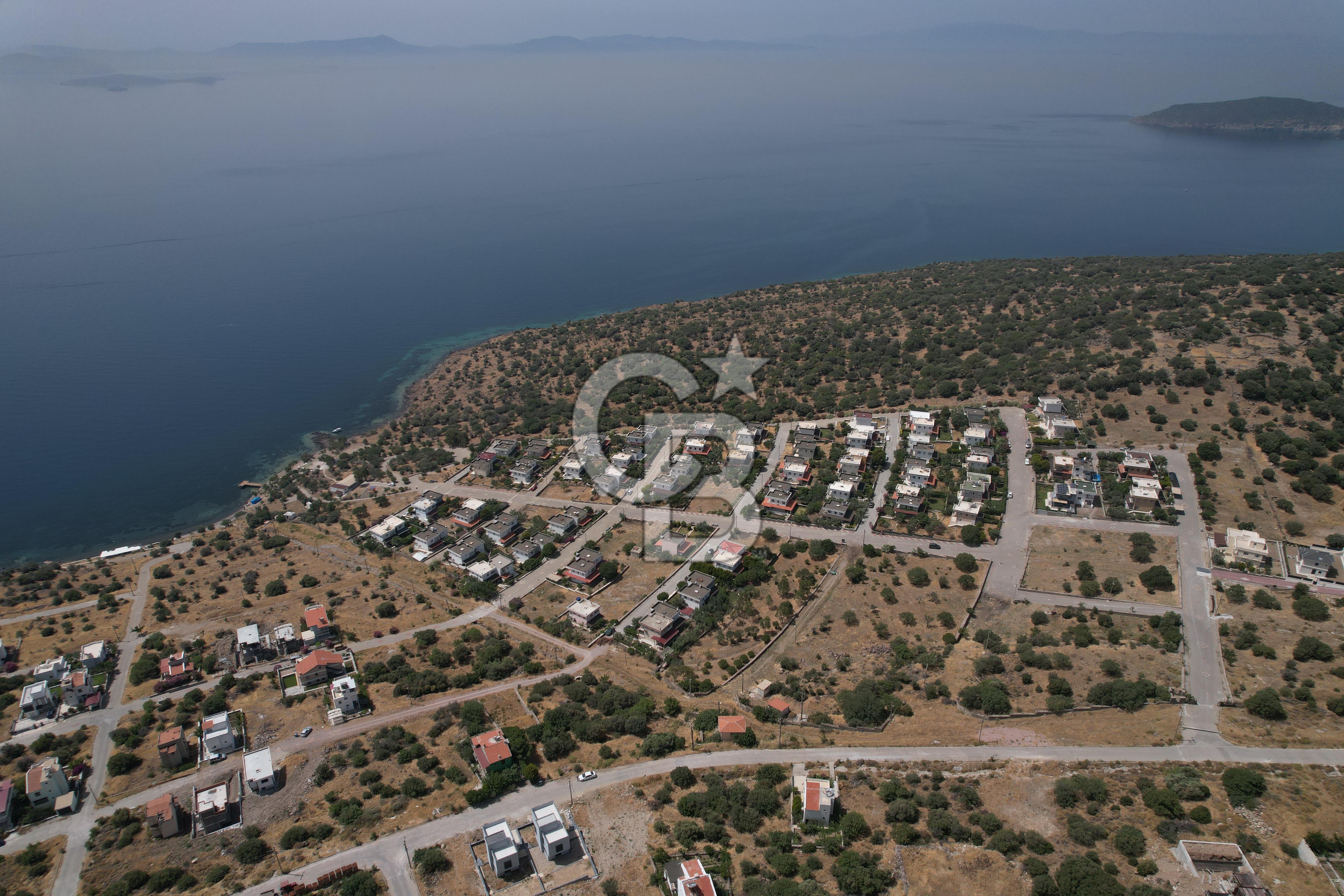 ÇANDARLI MERKEZE YAKIN KONUMDA 30/60 İMARLI SATILIK ARSALAR