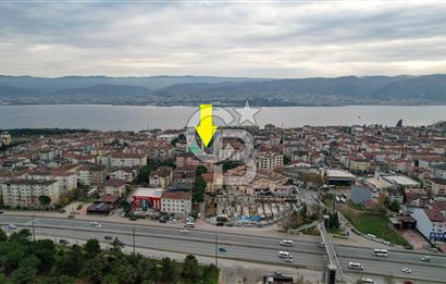 DERİNCE 60 EVLER’DE TİCARETİN MERKEZİNDE, ÇOK AMAÇLI KULLANIMA UYGUN TİCARİ GAYRİMENKUL