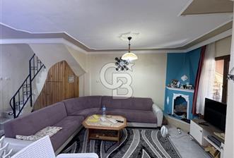 ÇANDARLI'DA MERKEZE YAKIN DENİZ MANZARALI BAHÇELİ SATILIK VİLLA - 1 - 328495