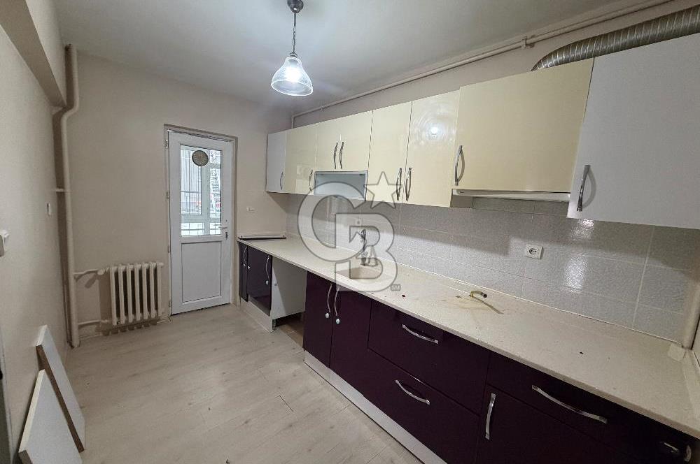 DİKMEN CADDESİ ÜZERİNDE EKSTRA YAPILI 3+1 KİRALIK DAİRE