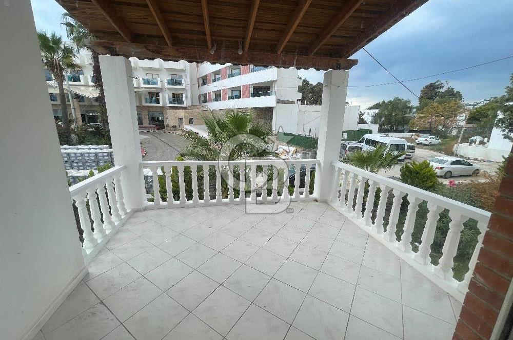 Bodrum Turgutreis Eşyalı 2+1 Bahçeli ve Teraslı Dublex Satılık