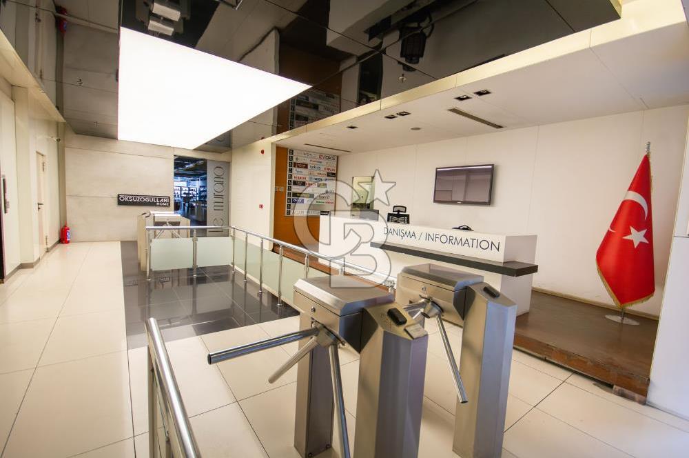 İstoç Öksüzoğlu Plaza'da 820 m² Satılık Plaza Katı