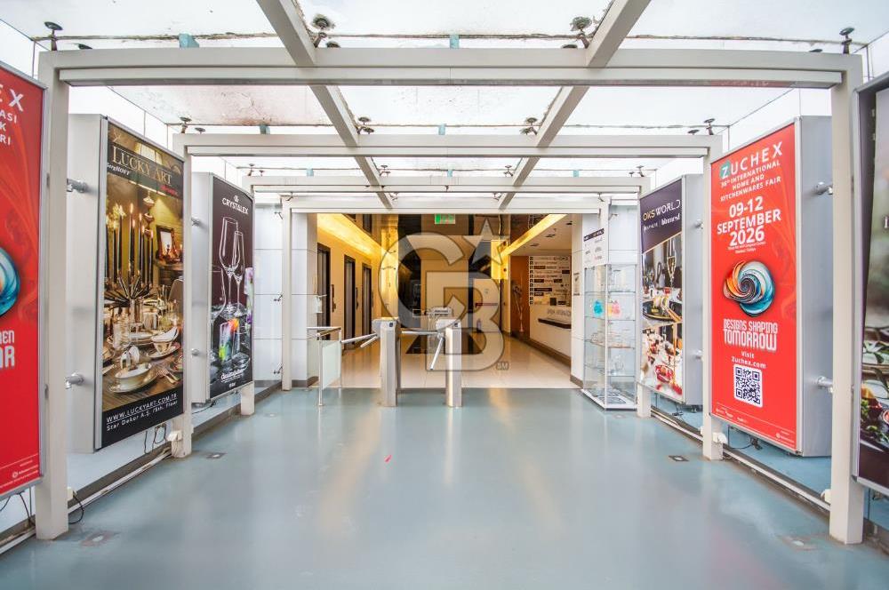 İstoç Öksüzoğlu Plaza'da 820 m² Satılık Plaza Katı