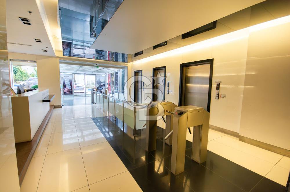 İstoç Öksüzoğlu Plaza'da 820 m² Satılık Plaza Katı