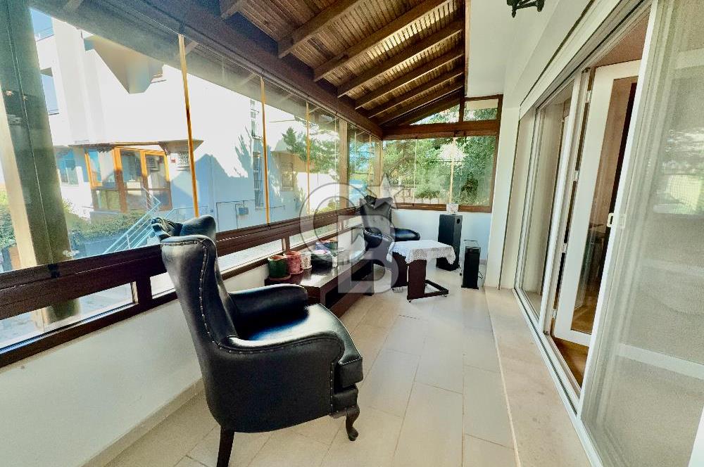 Güzelbahçe Kahramandere Deniz Manzaralı Satılık 4+2 Villa