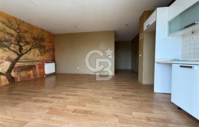 Pendik Dumankaya Minimal Satılık 2+1 Daire Havuz Manzaralı