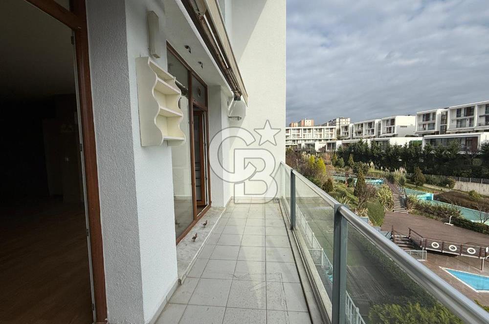 Pendik Dumankaya Minimal Satılık 2+1 Daire Havuz Manzaralı