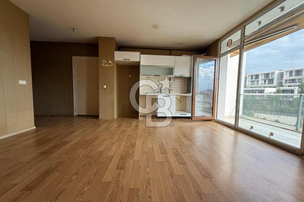 Pendik Dumankaya Minimal Satılık 2+1 Daire Havuz Manzaralı