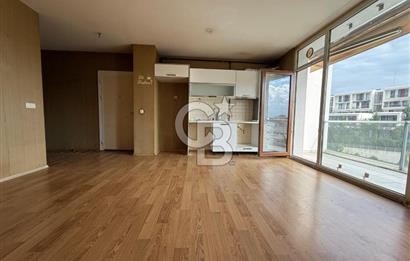 Pendik Dumankaya Minimal Satılık 2+1 Daire Havuz Manzaralı