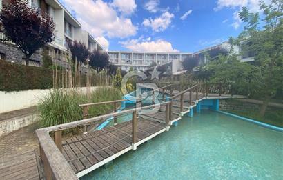 Pendik Dumankaya Minimal Satılık 2+1 Daire Havuz Manzaralı