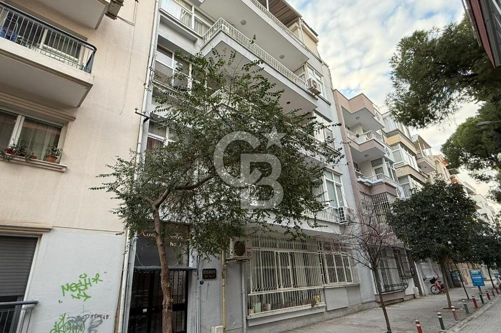 Karşıyaka Donanmacı Mahallesi İzsu Sokağı 3+1 Kiralık Daire 