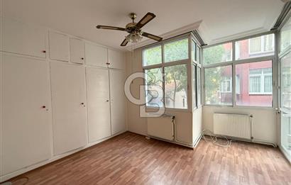 Karşıyaka Donanmacı Mahallesi İzsu Sokağı 3+1 Kiralık Daire 