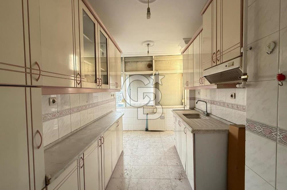 Karşıyaka Donanmacı Mahallesi İzsu Sokağı 3+1 Kiralık Daire 