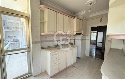 Karşıyaka Donanmacı Mahallesi İzsu Sokağı 3+1 Kiralık Daire 