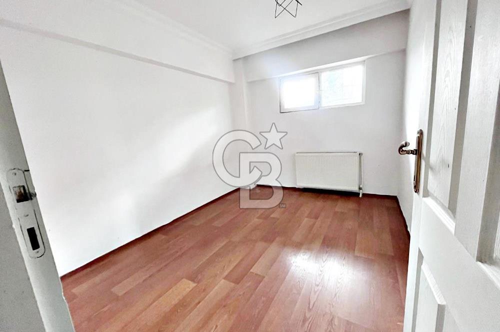 NATOYOLU CADDESİ YAKINI ALTINDA DAİRE OLAN CEPHELERİ AÇIK 3+1