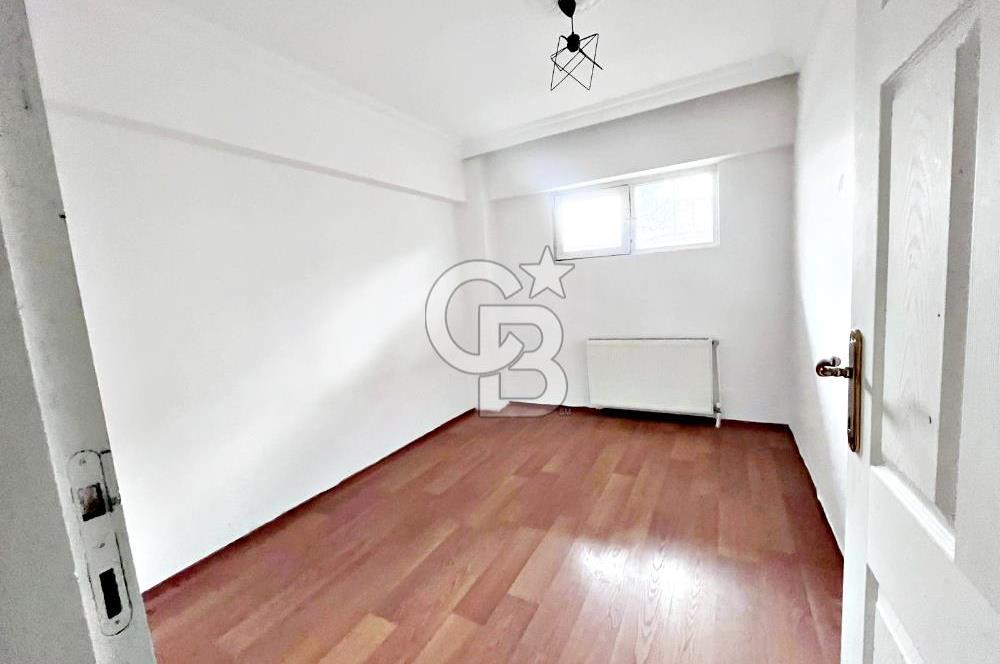 NATOYOLU CADDESİ YAKINI ALTINDA DAİRE OLAN CEPHELERİ AÇIK 3+1