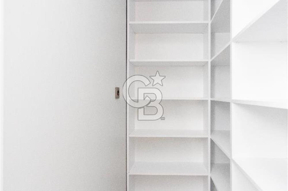 Foça Kazım Dirik Mah. Satılık 2+1 Kapalı Mutfak Bahçeli Dubleks