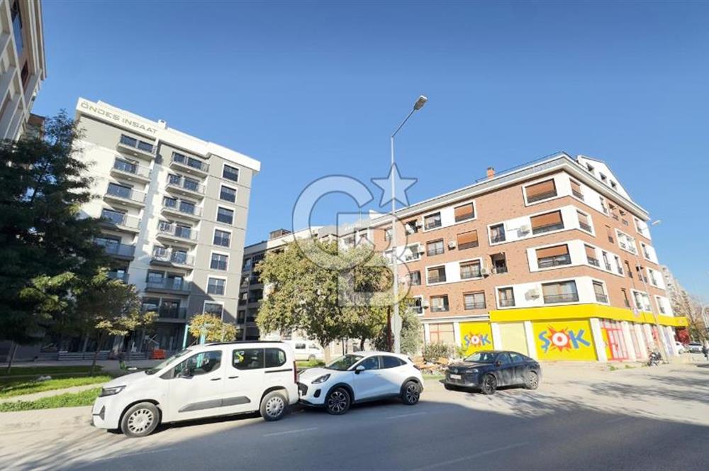 Demirköprü'de 3+1 95 m² Ebeveyn Banyolu Kapalı Mutfak