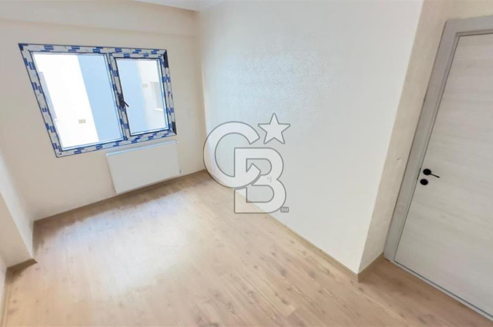 Fikri Altay'da Sıfır Binada 2+1 Asansörlü Balkonlu Daire