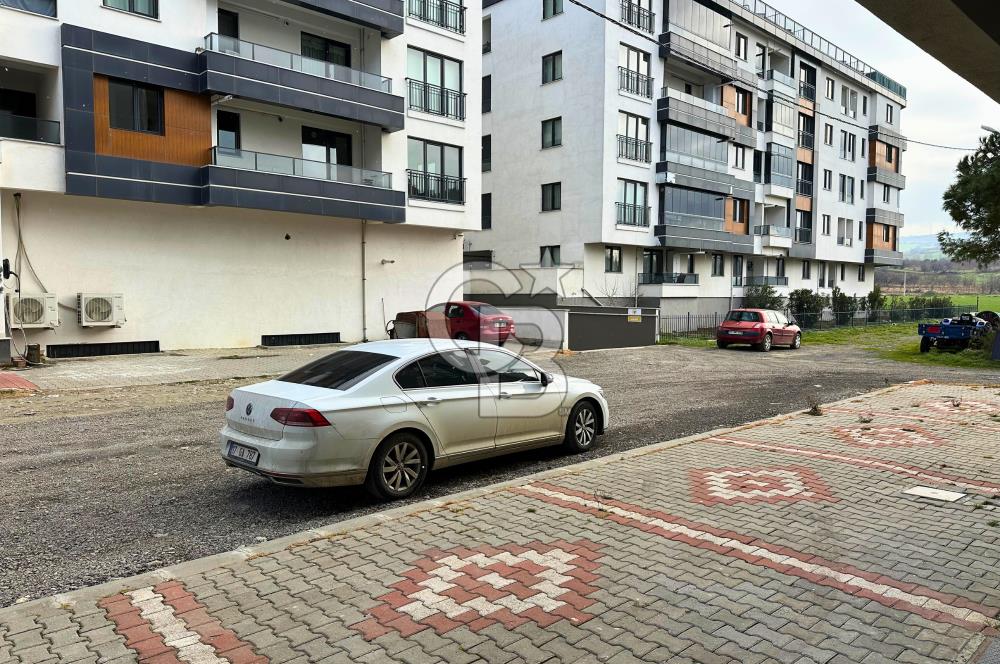 Çanakkale Lapseki Gazisüleymanpaşa Vitrin Cepheli Depolu İş Yeri