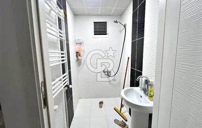 ŞEHİTLER CADDESİ ÜZERİNDE SİTE İÇERİSİNDE CAM TERAS BALKONLU 3+1