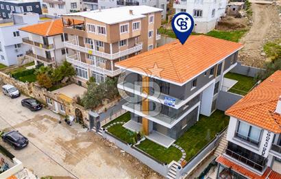 Foça Kazım Dirik Mah. Satılık 2+1 Kapalı Mutfak Bahçeli Dubleks