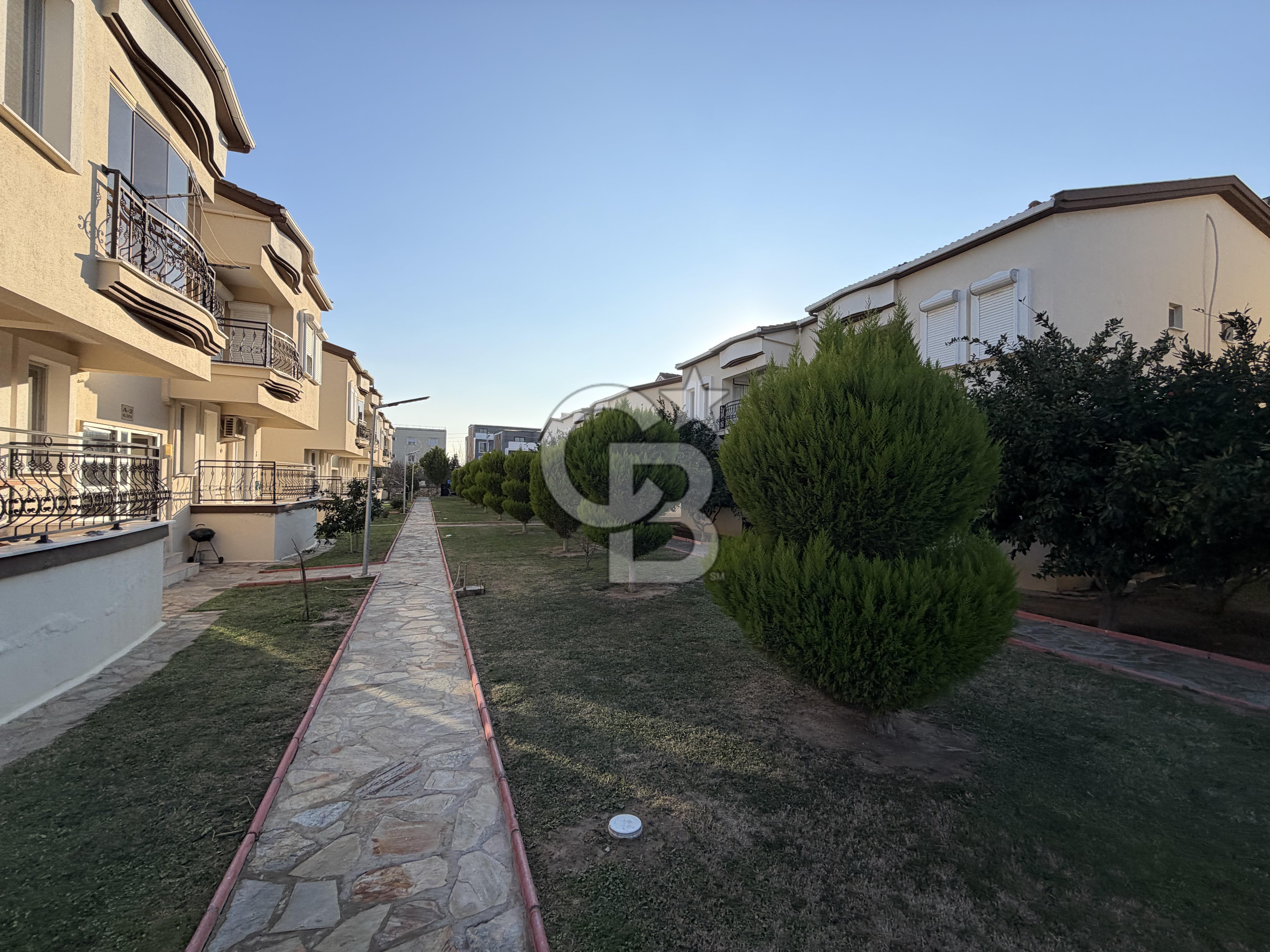 Gümüldür Mandarin Sitesi | Denize Yakın | Havuzlu | Satılık 3+1 Dubleks