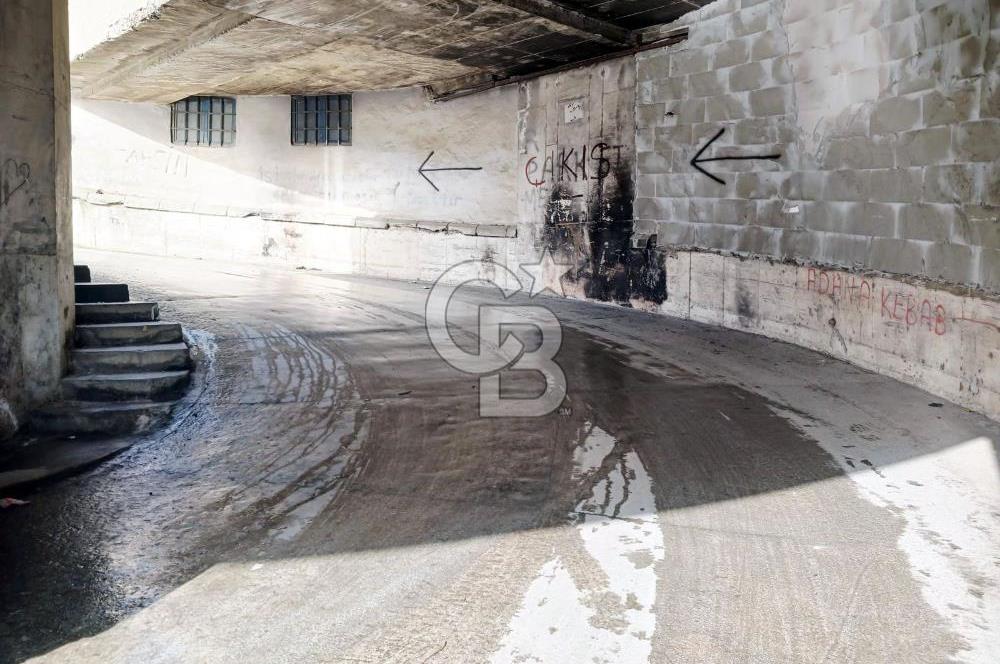 MASLAK ATATÜRK OTO SANAYİİ'DE SATILIK ASMA KATLI ATÖLYE