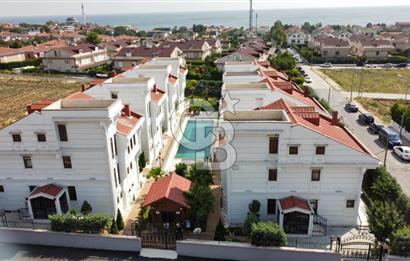 GÜZELCE'DE SATILIK SİTE İÇİ MÜSTAKİL VİLLA