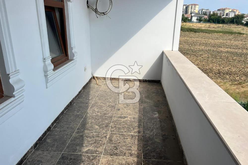 GÜZELCE'DE SATILIK SİTE İÇİ MÜSTAKİL VİLLA