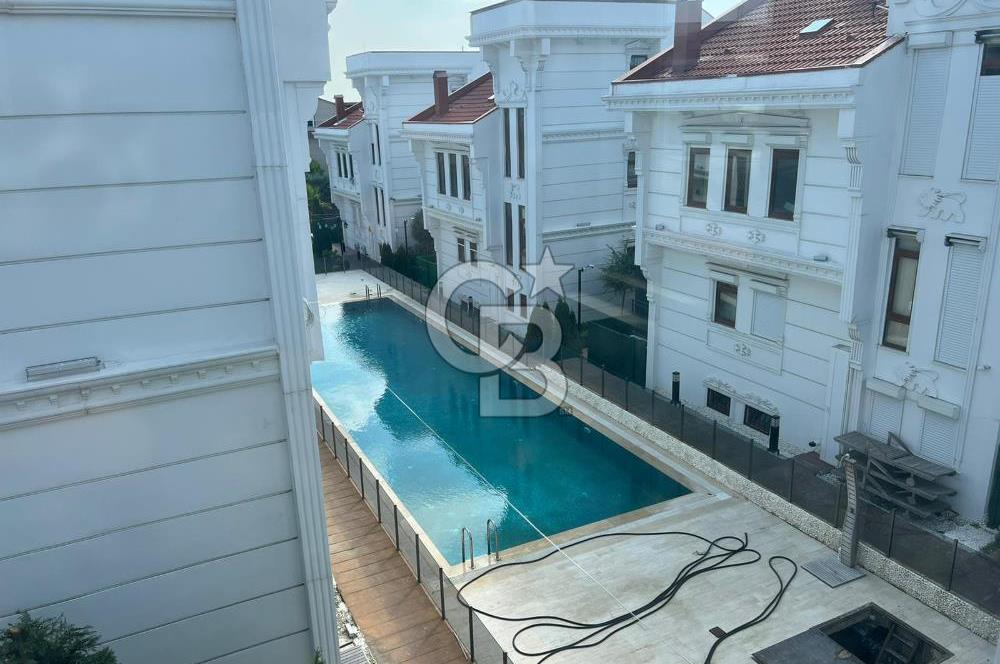 GÜZELCE'DE SATILIK SİTE İÇİ MÜSTAKİL VİLLA