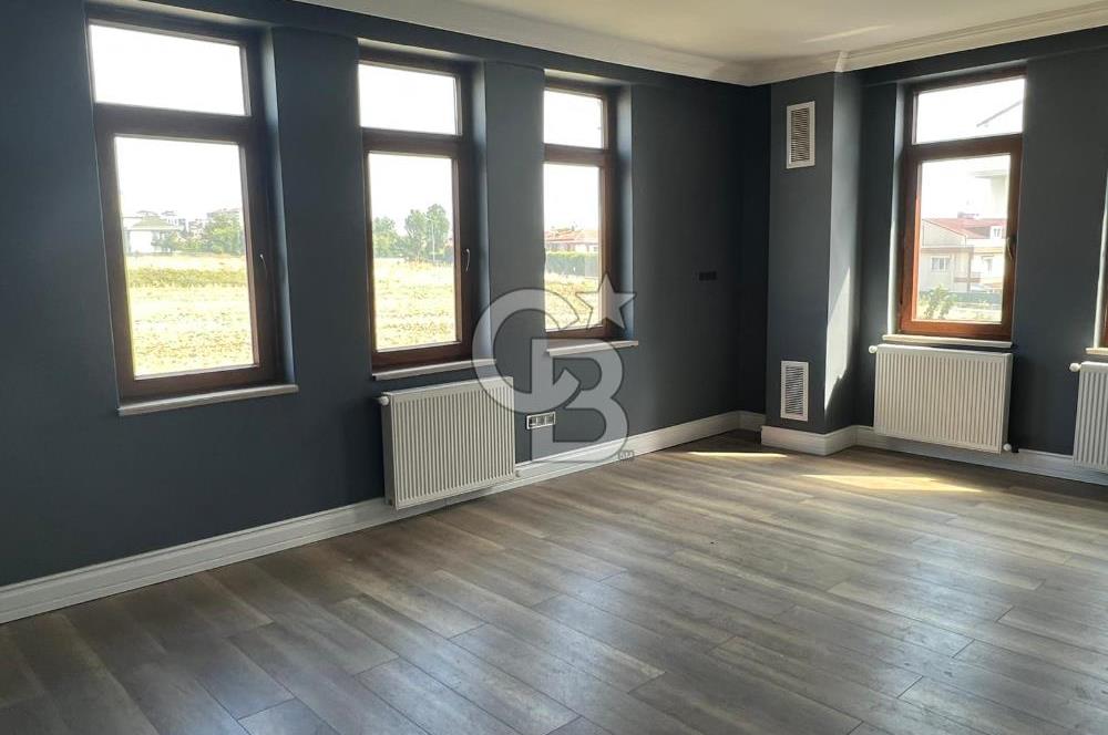 GÜZELCE'DE SATILIK SİTE İÇİ MÜSTAKİL VİLLA