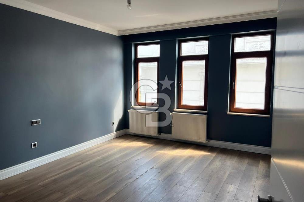 GÜZELCE'DE SATILIK SİTE İÇİ MÜSTAKİL VİLLA