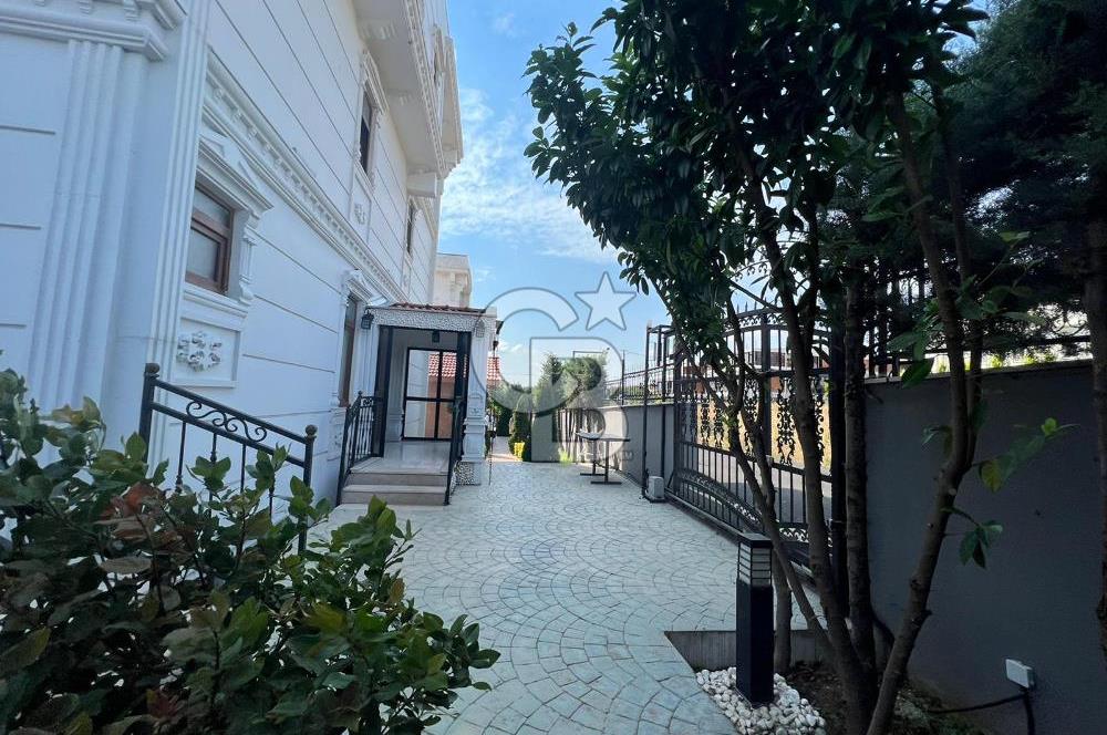 GÜZELCE'DE SATILIK SİTE İÇİ MÜSTAKİL VİLLA