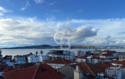 AYVALIK'TA SATILIK DENİZ MANZARALI TAŞ EV VE ARSASI