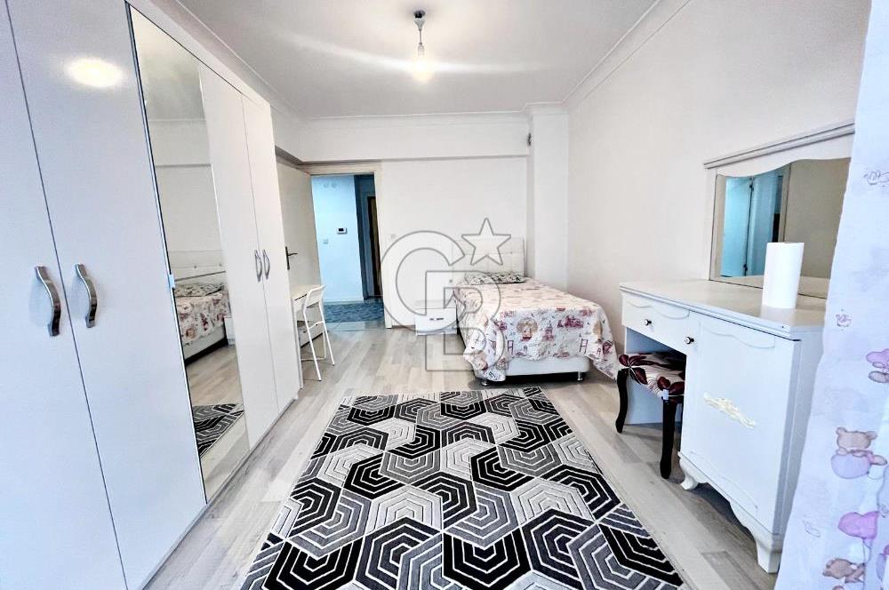 ŞEHİTLER CADDESİ ÜZERİNDE SİTE İÇERİSİNDE CAM TERAS BALKONLU 3+1