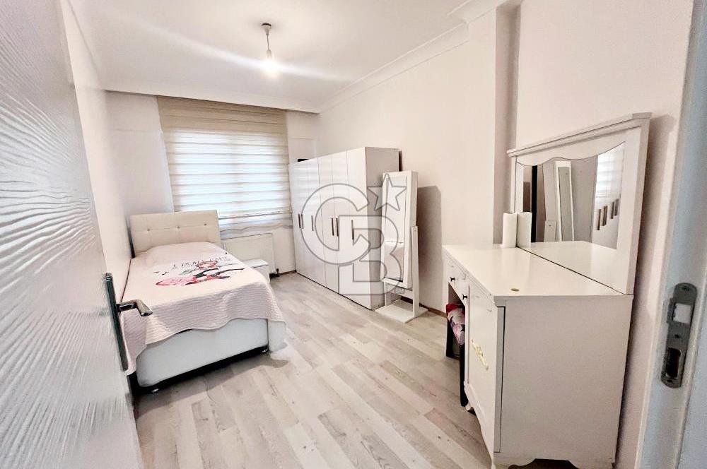 ŞEHİTLER CADDESİ ÜZERİNDE SİTE İÇERİSİNDE CAM TERAS BALKONLU 3+1